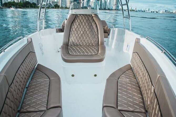 Private 8-Hour Boat Tour to the Rosario and Barú Islands - Islas de Rosario: Public Beach Time and Optional Ocean Fun