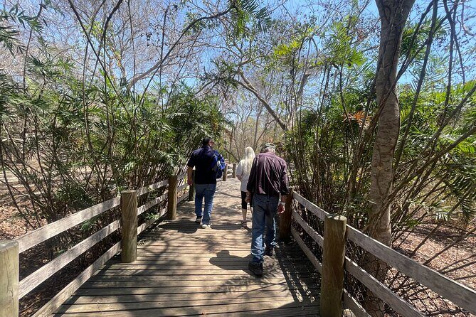 Private and Cultural Experience : National Aviary with Local Guide - What to expect from the bird zones (and how to enjoy them)