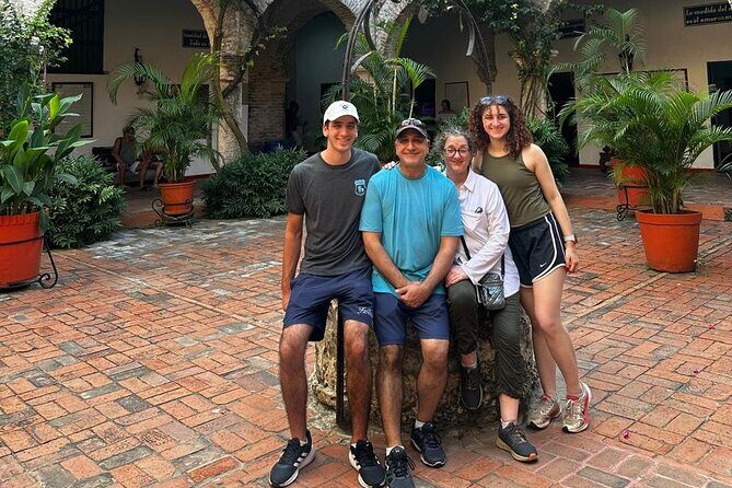 Private City Tour Cartagena - Pickup, English, and the private-group advantage