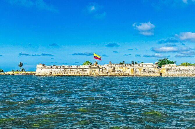 Private Full Day Tour 5 Spots Rosario Islands VIP - Meeting in Bocagrande and how the day tends to run