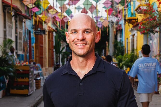 Private Photo Session through the Streets of Cartagena - The Walled City: Doors, Walls, and the Kinds of Details You Usually Miss