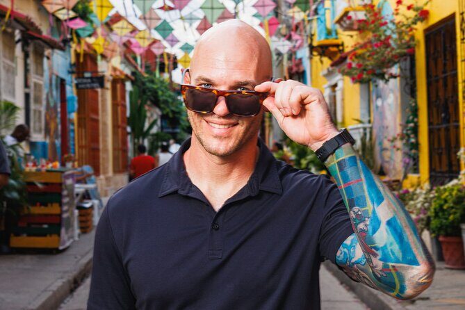 Private Photo Session through the Streets of Cartagena - Getsemaní Streets and Murals: The Most Fun Part for Street-Style Photos