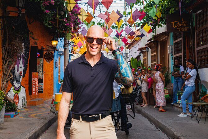 Private Photo Session through the Streets of Cartagena - What You Get: About 60 Edited Photos and a Digital Gallery