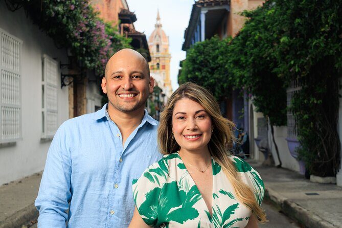 Private Photo Session through the Streets of Cartagena - Torre del Reloj: Starting with a Landmark That Looks Like a Postcard