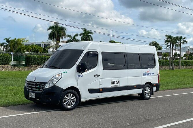 Private Transfer from Airport to Hotels in Cartagena - The ride setup: private means your group controls the pace