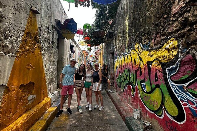 Private Walking Tour Walled City and Getsemaní - Plaza de los Coches: streets, color, and where the walking becomes fun