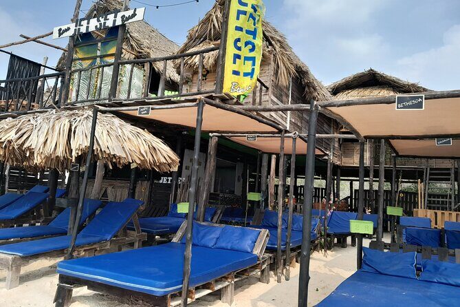 Quiet Beach, Baru Premium to the max - From Getsemaní Morning to Barú Island: The Start Matters