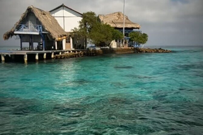Rosario Islands and Playa Blanca Tour with Snorkeling or Aquarium - Key things to know before you go