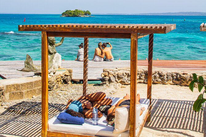 Rosario Islands Day pass | All inclusive Experience - The boat ride: comfortable transport and moments worth the trip