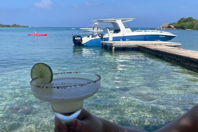 Rosario Islands Private Day – Exclusive VIP Escape - Isla Marina: panoramic arrival and a day paced for relaxing
