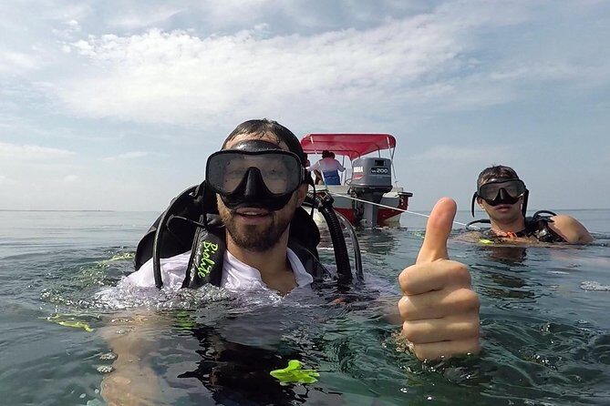 Scuba diving in Rosario Islands - A small trade-off to plan around