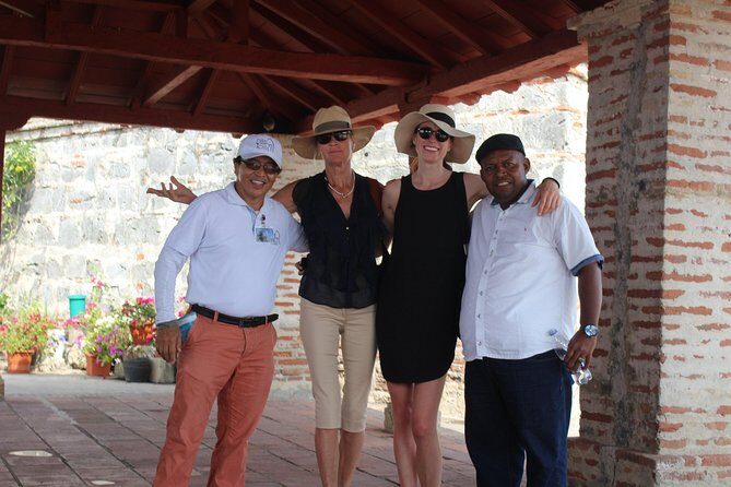Shore Excursion: Cartagena City Tour and local lunch. - Getting picked up and returned on time to your cruise port