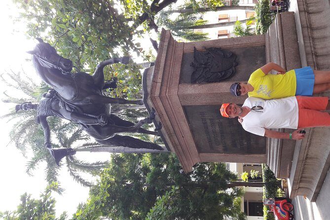 Shore Excursion: Cartagena City Tour and local lunch. - Lunch and small comforts: water, minivan, and a calmer pace