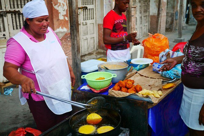 Street Food Tour of Cartagena - Torre del Reloj: the walled-city gate moment that sets the tone