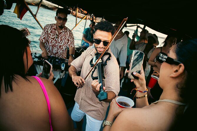 Sunset boat party - Should you book this Cartagena sunset boat party?
