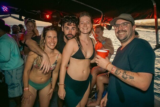 Sunset boat party - The sunset cruise part: 3 hours on the Sea of Cartagena