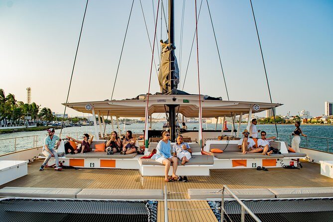Sunset Cruise in Cartagena - Getting to Muelle de la Bodeguita: Find Puerta 1 Fast