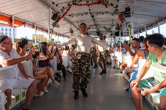 Sunset in Cartagena Bay with Boat Dances and Bar - It’s a 2-hour sunset cruise: what you can realistically expect