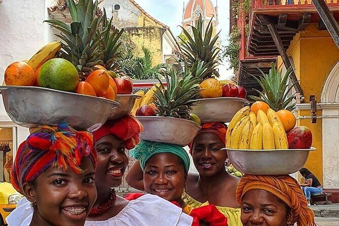 Taste Cartagena: Street Food and Full City Tour with Expert Guide - The Walled City of Cartagena: Where the City’s Layout Makes Sense