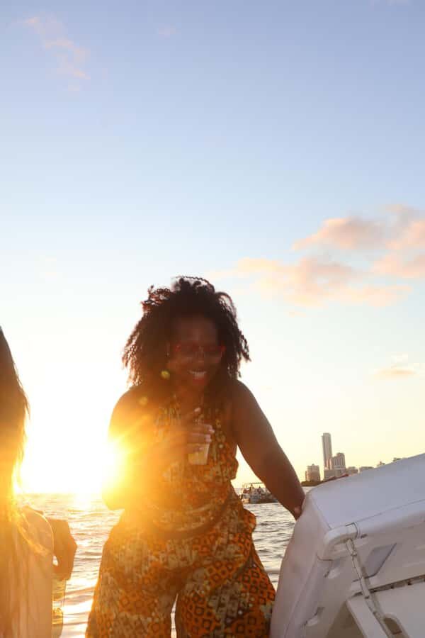 The best sunset tour in the bay: Open bar party & fun - Music, animation, and easy social energy