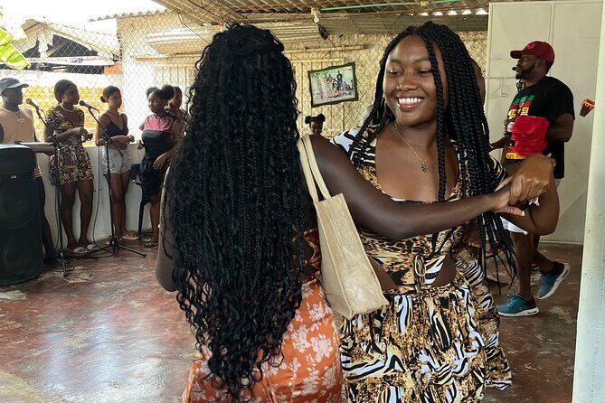 Tour a san Basilio de Palenque desde cartagena - Casa de Tambores and Casa del Arte: drums, craft, and daily meaning