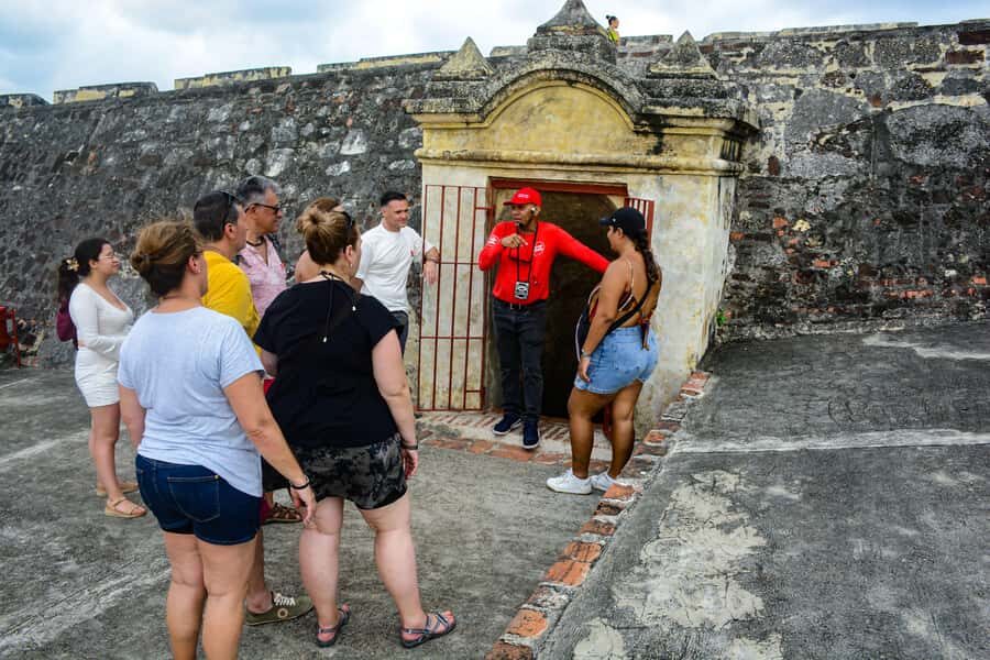 Tour Compartido al Castillo San Felipe de Barajas Cartagena - Key things you’ll notice on this Getsemaní to San Felipe walk