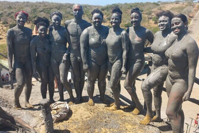 Tour to Mud Volcano with Pool and Beach with Lunch Included - Playa de la Boquilla: Pool Time, Sun Chairs, and Lunch You’ll Actually Feel Good About
