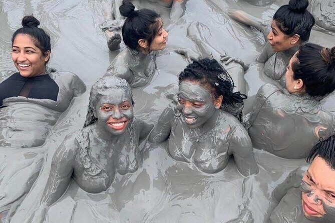Tour to the Mud Volcano in Cartagena with Lunch - El Totumo Mud Volcano: What the mud therapy feels like