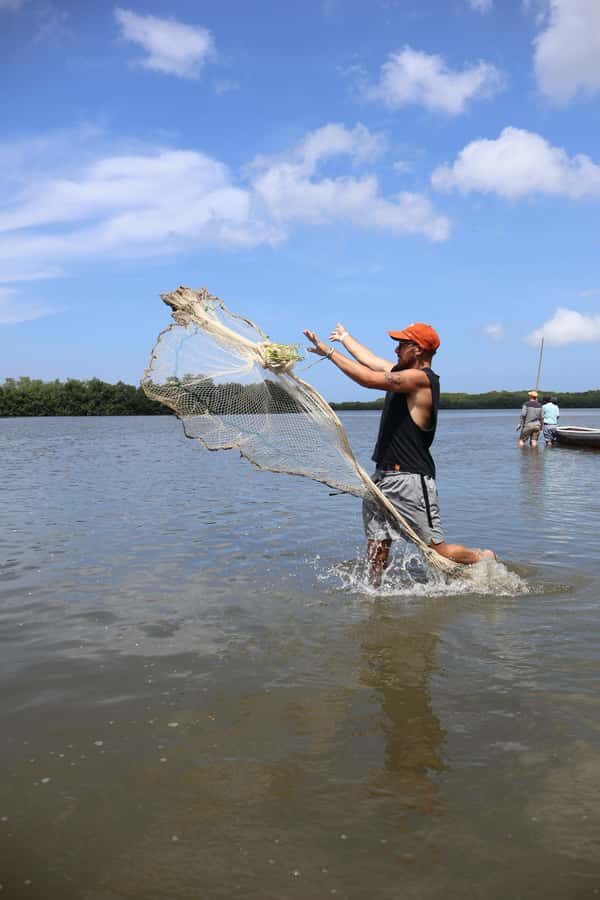 Typical lunch on beach, mangrove tour & fishing with natives - Lunch at 12:30 by the sea: what’s on the plate