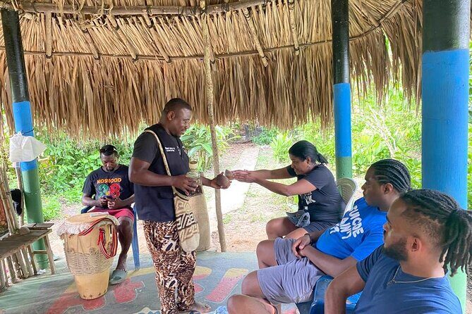 Visit Palenque with natives : history, culture and ancestral legacy - Tourist Parador welcome: set the tone in San Basilio de Palenque