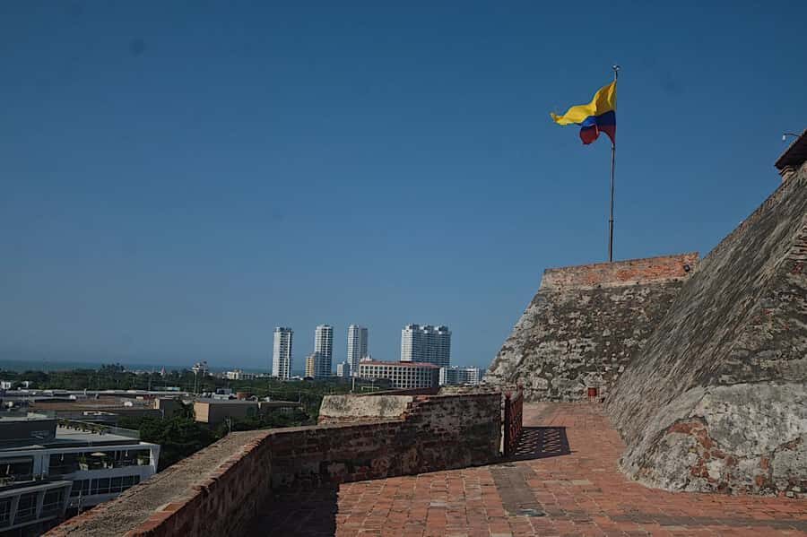 Walled City, Getsemani San Felipe Castle Cartagena City Tour - Walled City squares and Getsemaní: the route that makes Cartagena feel real