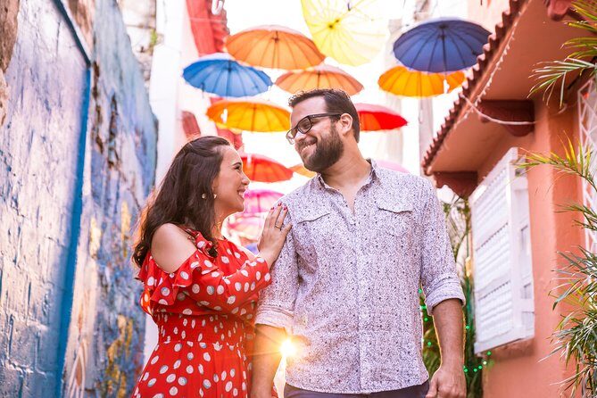 Your Local Photographer in Cartagena - Posing help that keeps you looking natural (not stiff)